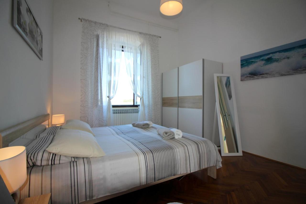 Apartment Old City Poreč Kültér fotó