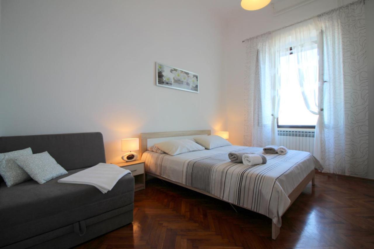 Apartment Old City Poreč Kültér fotó